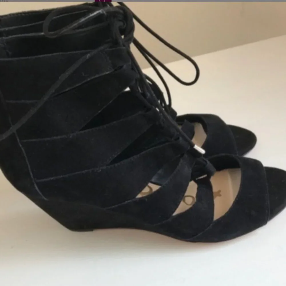 New Sam Edelman Santina suede wedge sandals